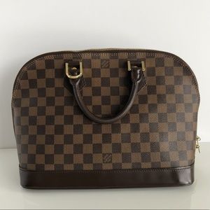 Louis Vuitton Alma pm
